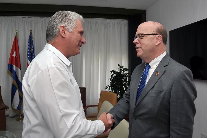 Miguel Díaz-Canel, dialogó con el congresista estadounidense James McGovern