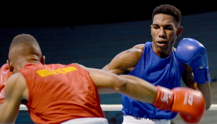 Boxeo torneo playa giron 57 anv 75 kg-Osley Iglesias