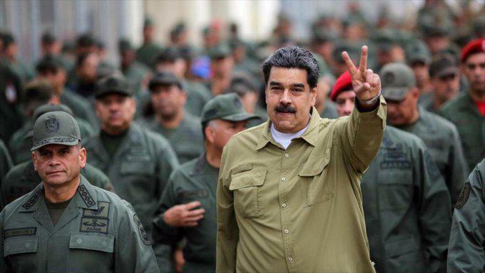 La unión cívico-militar mostró su apoyo al Gobierno bolivariano al marchar cerca del Palacio de Miraflores por la soberanía de Venezuela. Foto: getty images