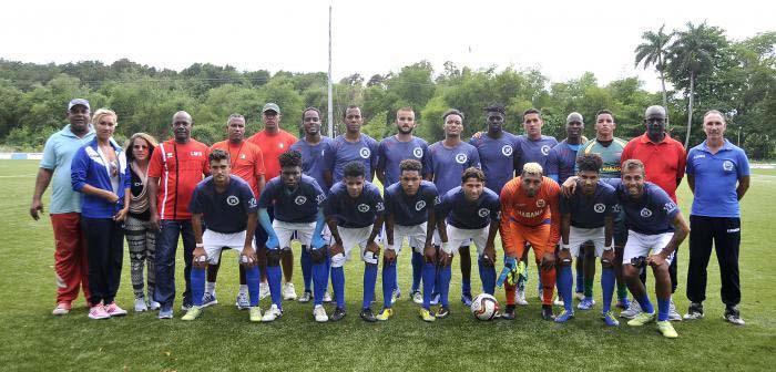 104 Campeonato Nacional de Fútbol Equipo de la Habana. 