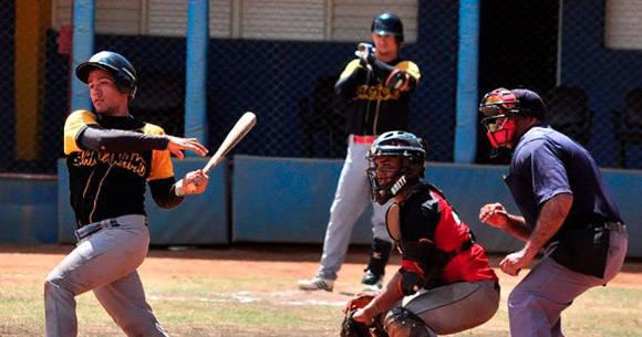 Guantánamo se desbordó a la ofensiva.