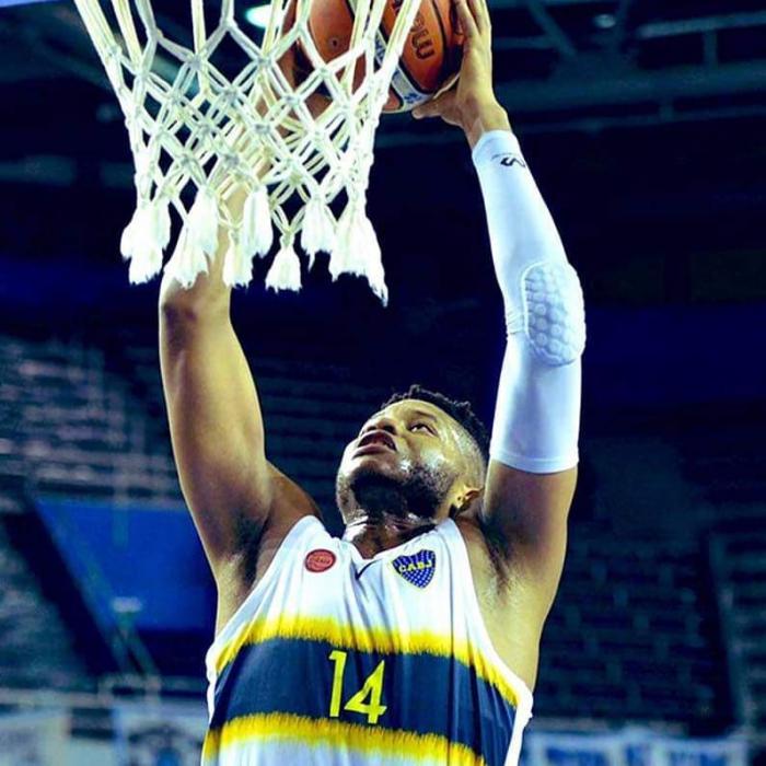 Jaciel Rivero protagoniza una excelente temporada en Argentina.