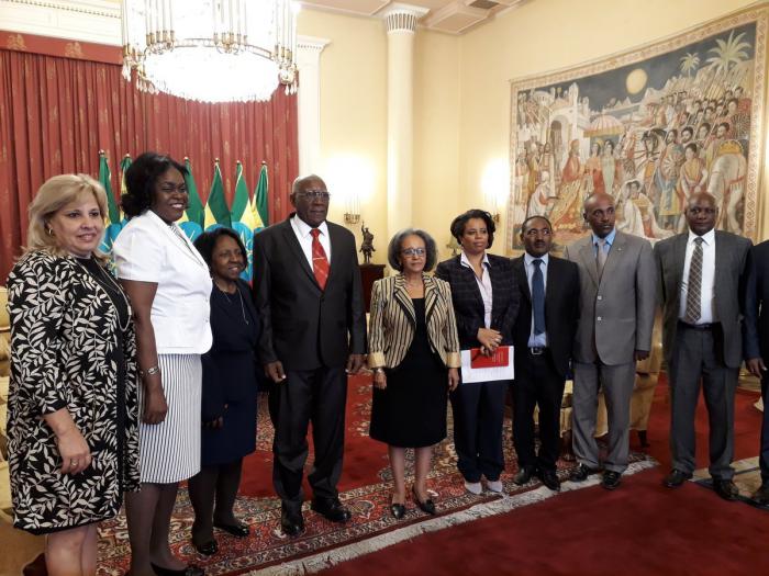 Valdés Mesa y la delegación que lo acompaña fue recibido por la presidenta de Etiopía, Sahlework Zewde. 
