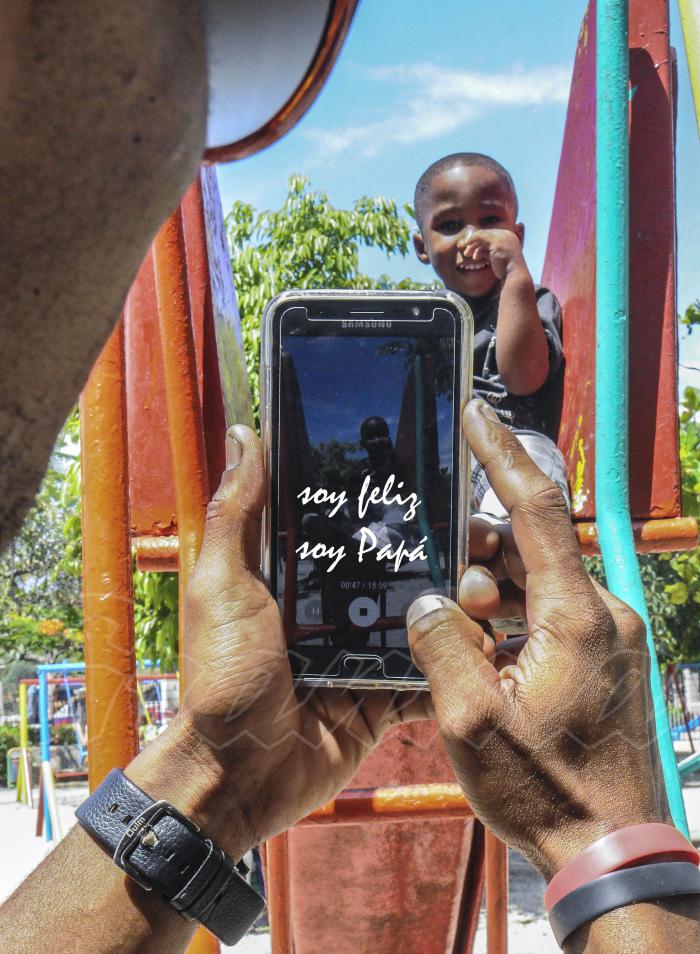El tercer domingo de junio se celebra en Cuba «el día de los padres» 
