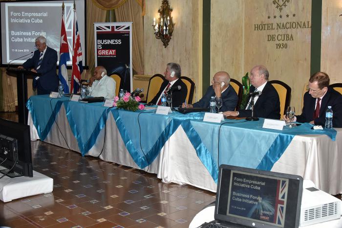 Miguel Díaz Canel participa en el Foro de Negocios Cuba-Reino Unido