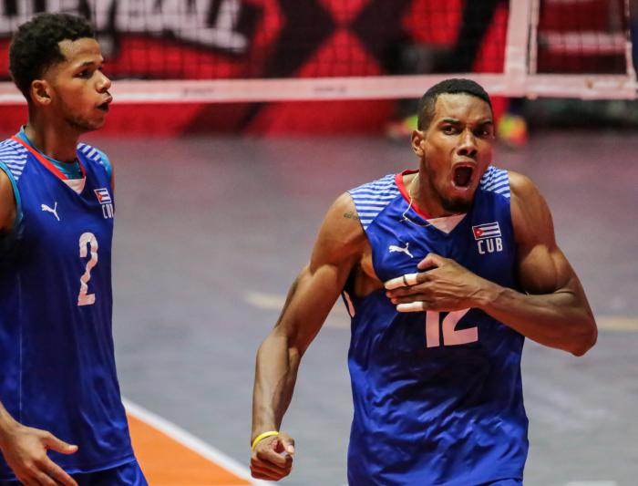 Osniel Mergarejo (número 2) y Jesús Herrera