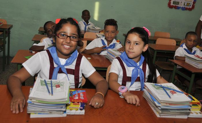 Inicio del curso escolar 2018 en la escuela primaria Patricio Lumumba