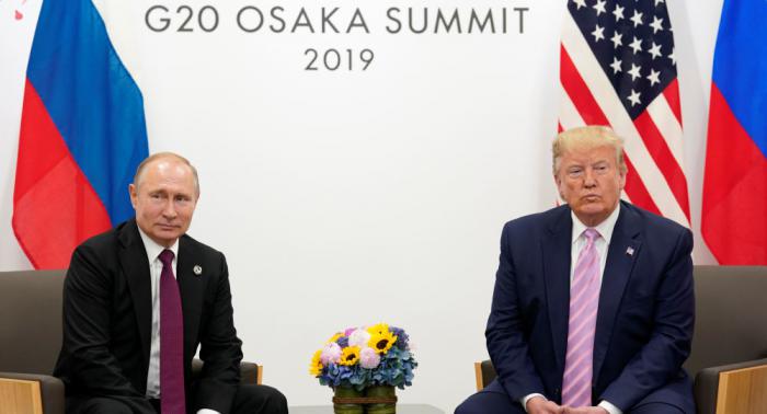 EL encuentro entre Putin y Trump fue calificado de intenso, pero constructivo . 