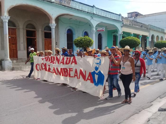 El Desfile Inaugural atravesó la ciudad cabecera a la vista de todo el pueblo tunero