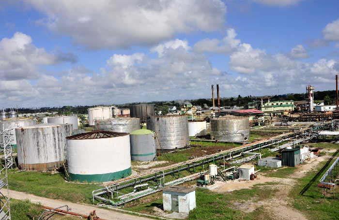 El líquido asfáltico se ha convertido desde hace años en la producción líder de la Sergio Soto