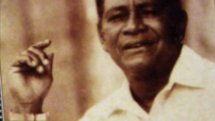 Carlos Embale está considerado entre los mejores cantantes que ha tenido la música cubana, sobre todo, de rumba y son.