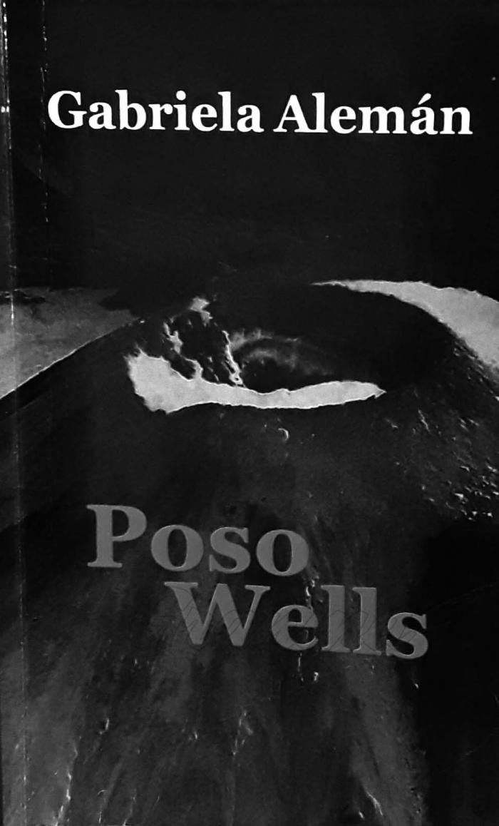 «Ser león no es cosa fácil, pero es mucho más difícil / ser león siendo cordero», se dice en uno de los poemas insertados en la novela.