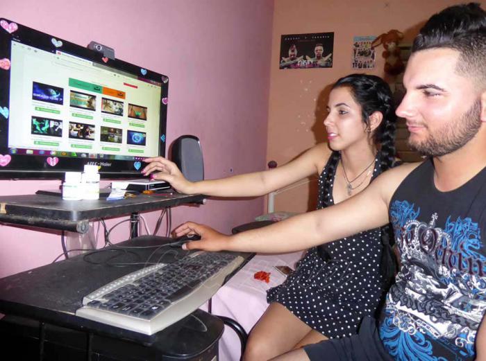 La Resolución no establece ni regula los servicios que puede dar una red privada a sus miembros, entre los cuales puede estar la descarga de archivos, aplicaciones y juegos. foto: Ronald Suárez Rivas