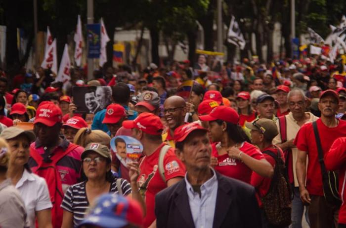 Un mar de pueblo de pueblo inundó las calles de Caracas este domingo para acompañar a los delegados e invitados al XXV Encuentro Anual del Foro de Sao Paulo