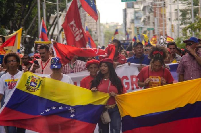Un mar de pueblo de pueblo inundó las calles de Caracas este domingo para acompañar a los delegados e invitados al XXV Encuentro Anual del Foro de Sao Paulo