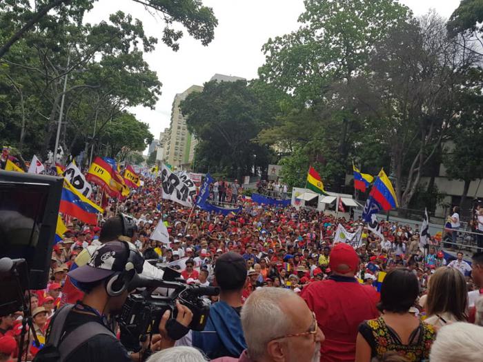 Un mar de pueblo de pueblo inundó las calles de Caracas este domingo para acompañar a los delegados e invitados al XXV Encuentro Anual del Foro de Sao Paulo