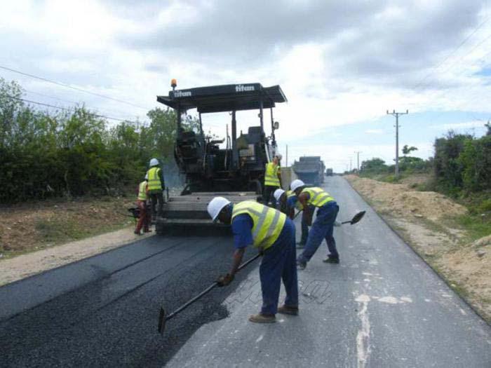Reparación del vial Guantánamo-Baracoa.