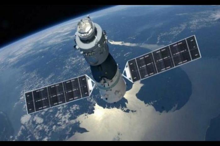 Satélites