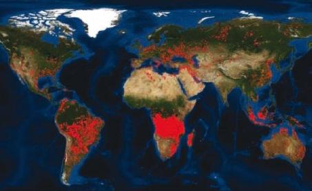 Imagen de los focos activos en el mundo en las últimas 24 horas recopiladas por el Fire Information for Resource Management System de la nasa. 