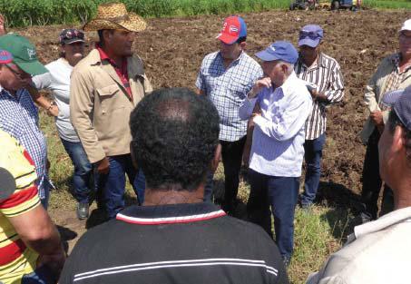 En cada uno de los lugares visitados en Camagüey, Machado Ventura reiteró un asunto que no admite dilación: el incremento de los rendimientos agrícolas.