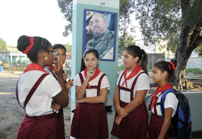 Inicio del curso escolar 2018 en la escuela primaria Patricio Lumumba