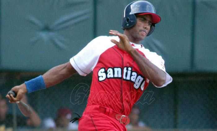 Edilse Silva fue el mejor a la ofensiva en Santiago. 