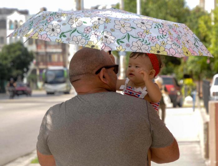 En nuestro país tanto hombres como mujeres tienen  el derecho de disfrutar a plenitud su rol como padres.