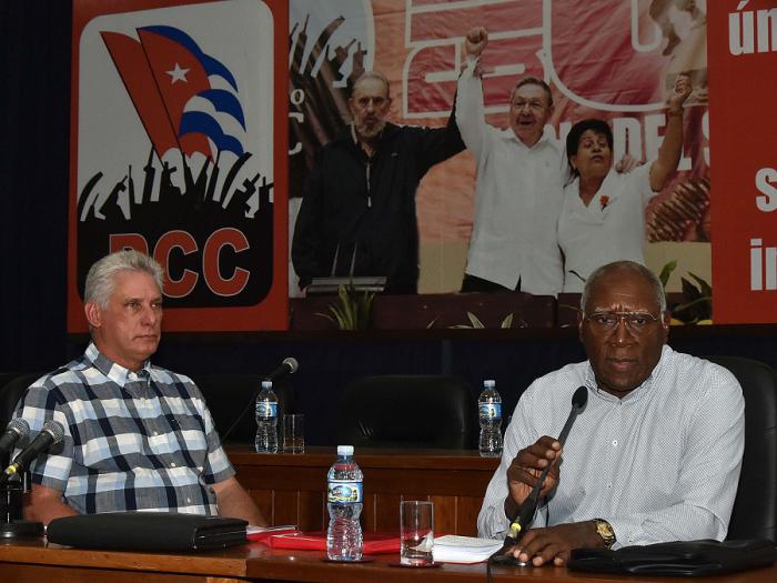 Díaz-Canel precisó que la visita tiene además el propósito de valorar y socializar experiencias propias del territorio y apreciar en qué modo el país puede apoyar a las provincias en esta compleja circunstancia.