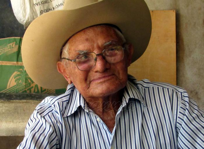 «Me bastó que Fidel nos pidiera integrarnos a la Asociación Nacional de Agricultores Pequeños», afirmó Manuel Cruz Rodríguez.  foto del autor