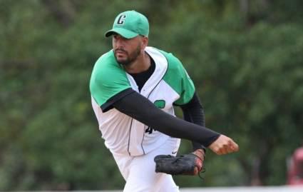 El cienfueguero Yasmani Insua lanzó una gran pelota y se adjudicó su séptima victoria de la campaña. 