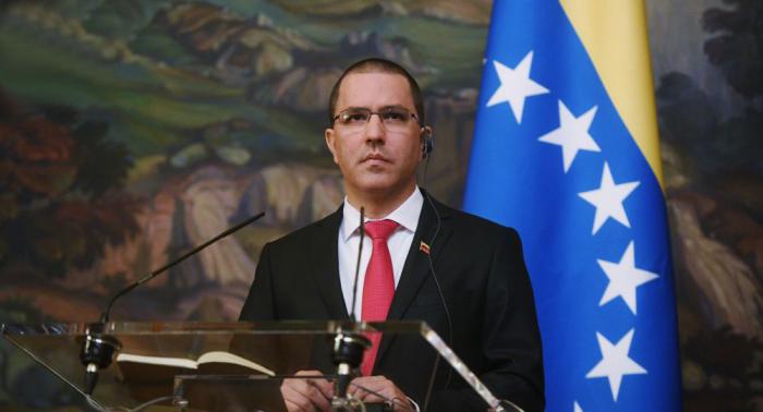 Arreaza intervino en defensa de los principios de independencia y soberanía para preservar la paz. 