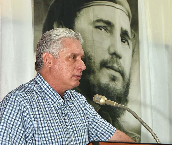 Miguel Díaz-Canel se refirió en Cienfuegos a la importancia del trabajo político ideológico