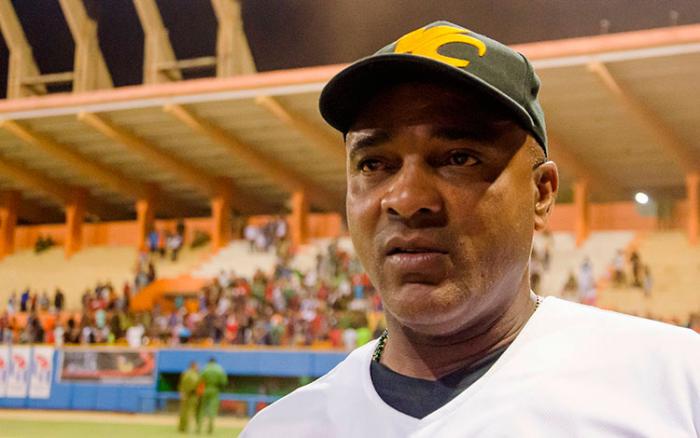 Eduardo Paret afirma que su equipo precisa de una renovación. 