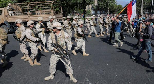 La militarización del país ha ido en aumento para tratar de controlar las protestas que empezaron el pasado viernes.