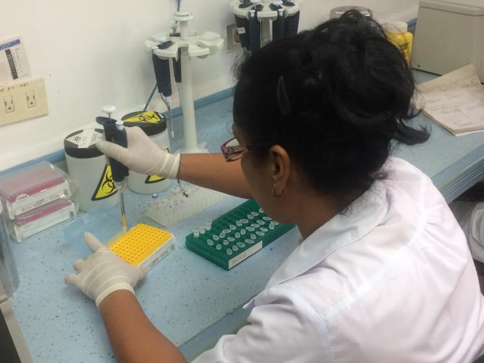 La genética médica cubana enfrenta limitaciones materiales como consecuencia del cerco económico de Estados Unidos. Foto de la autora