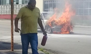 VEHICULO INCENDIADO