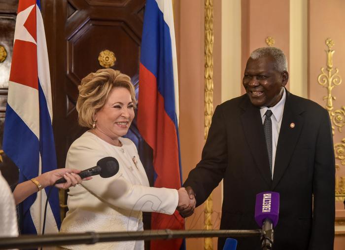 Esteban Lazo, presidente de la Asamblea Nacional del Poder Popular de Cuba y del Consejo de Estado, recibio a Valentina Matvienko, máxima responsable del Consejo de la Federación de Rusia (Senado), en el Capitolio