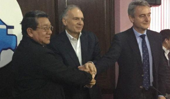 El acuerdo consiste en dos partes, una política, para las elecciones, y otra social, para desactivar protestas.