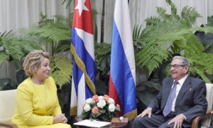 Raúl y Díaz-Canel reciben a personalidades extranjeras