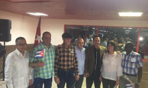Recibimiento al 2do grupo de colaboradores cubanos en Bolivia