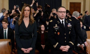 DECLARAN ASESORES DEL GOBIERNO DE TRUMP EN TERCERA AUDIENCIA PÚBLICA POR JUICIO