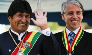 El presidente Evo Morales y el vicepresidente Álvaro García Linera (derecha)
