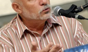 Esteban Llorach Ramos, renombrado especialista de la literatura para niños y jóv