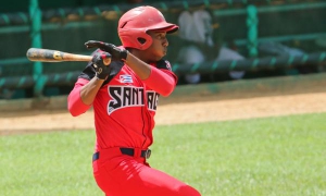 Yoelkis Guibert es una de las bujías de la ofensiva santiaguera. 