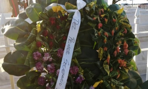 Ofrenda floral del General de Ejército Raúl Castro Ruz, Primer Secretario del Co