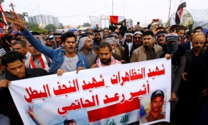 El primer ministro de Irak anuncia su dimisión tras llamamiento de alto clérigo 