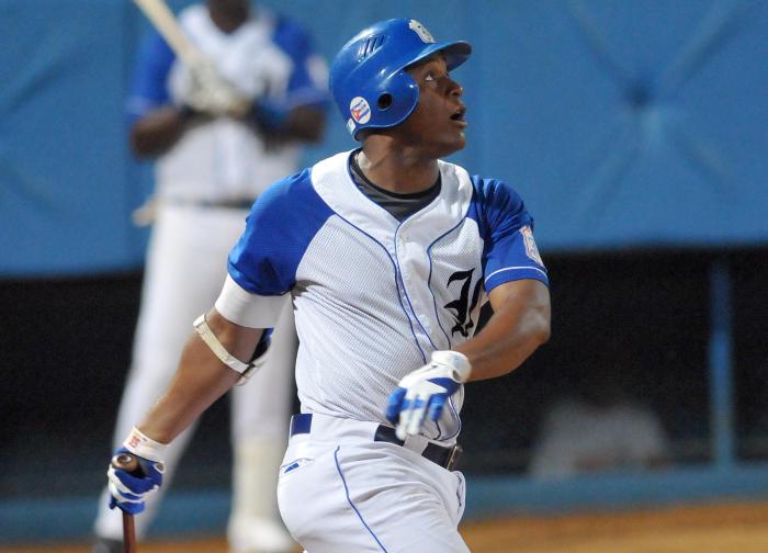 Serie 52 equipo Industriales Alexander Malleta