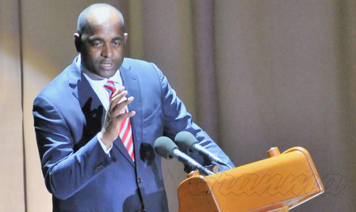 El primer ministro de la Mancomunidad de Dominica, Roosevelt Skerrit, exhortó a  respetar la decisión de la mayoría de la población que emitió su voto en los comicios generales del viernes. foto: juvenal balán
Rusbell Esquerry, Primer Ministro de Dominica.