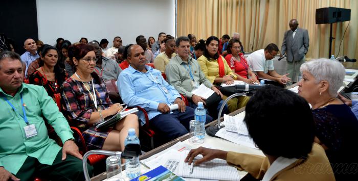 Comisión  de Organos locales del Poder Popular