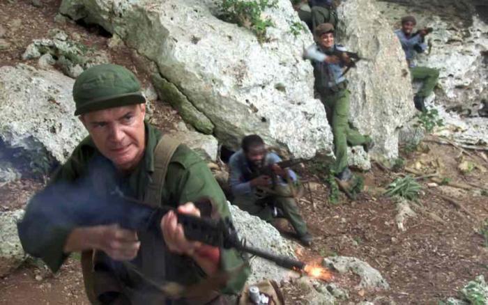 Serie LCB: La otra guerra